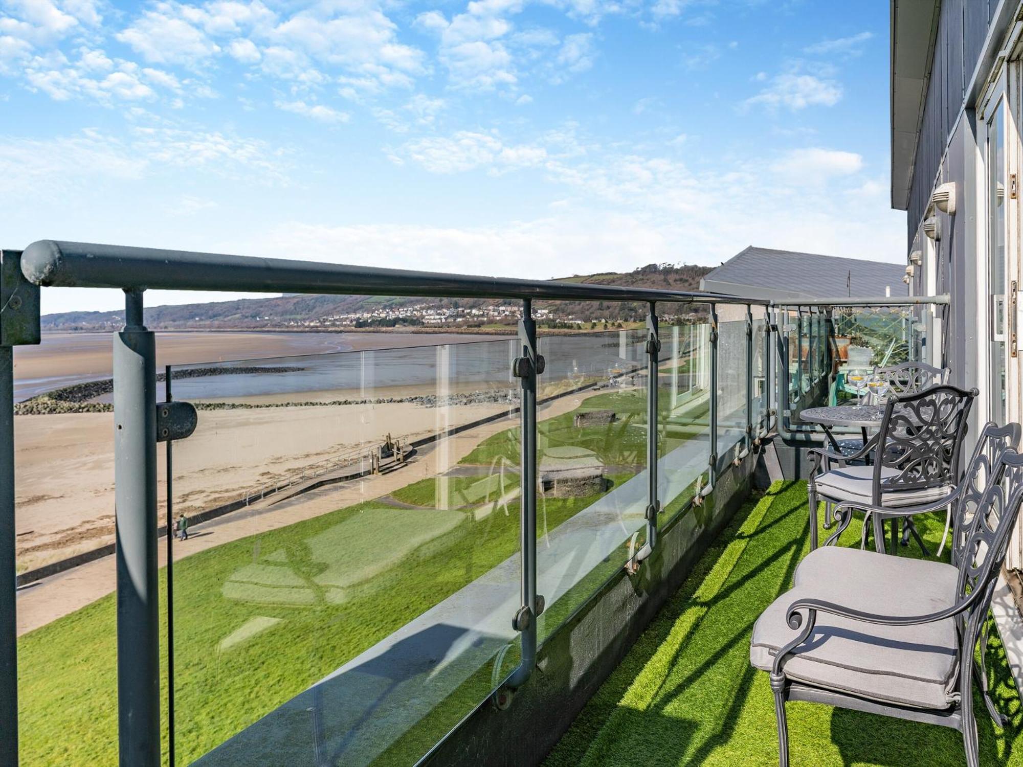 Beachview ラネリー エクステリア 写真